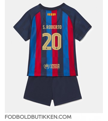 Barcelona Sergi Roberto #20 Hjemmebanetrøje Børn 2022-23 Kortærmet (+ Korte bukser)